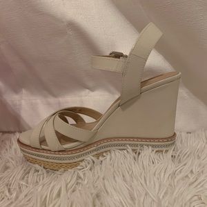 Antonio Melani wedges